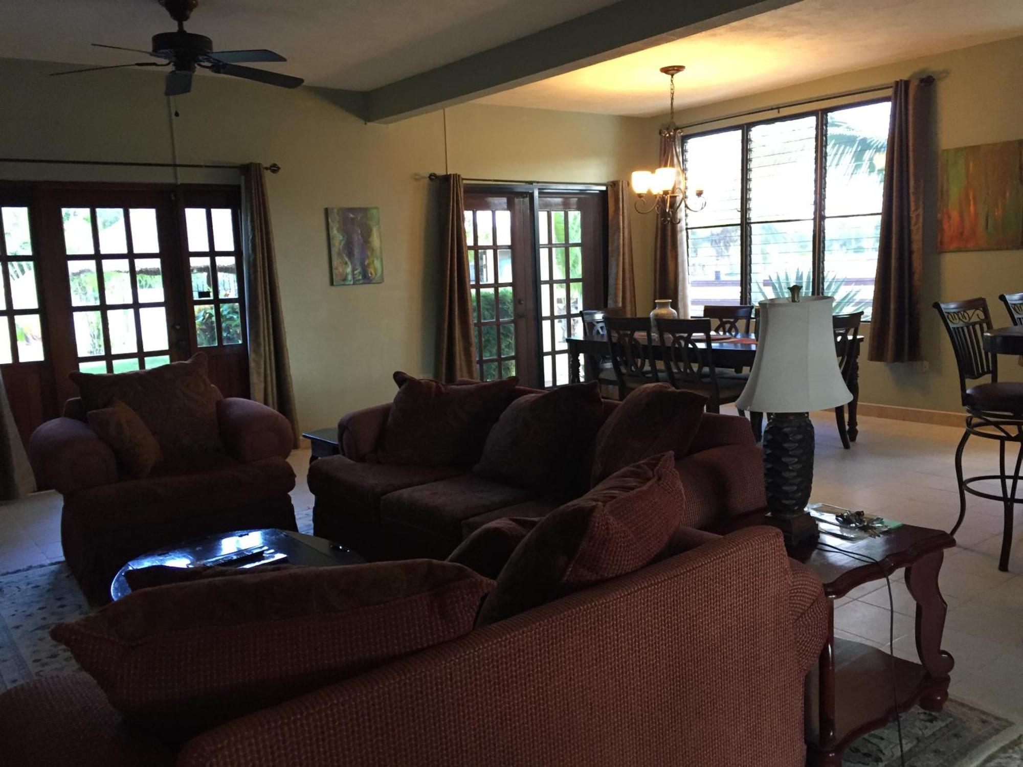 Villa Royale Manor à Corozal Town Extérieur photo