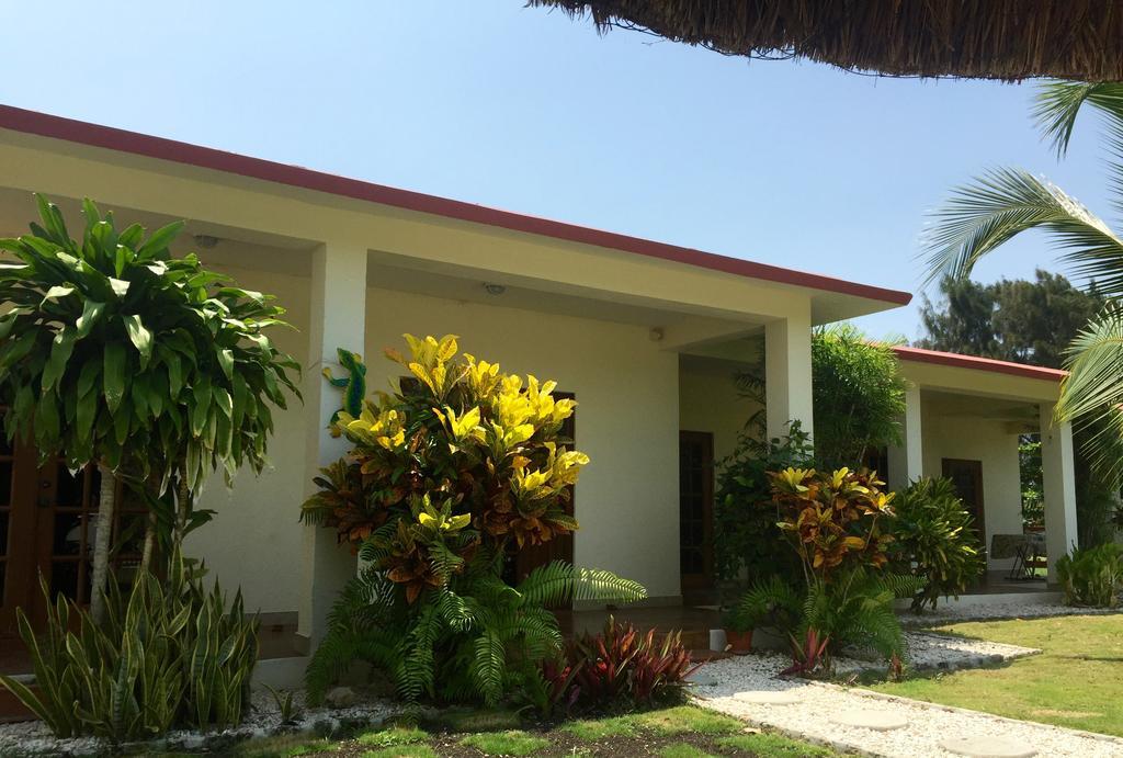 Villa Royale Manor à Corozal Town Extérieur photo