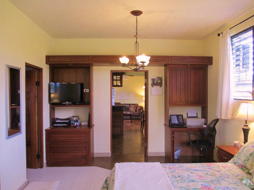 Villa Royale Manor à Corozal Town Extérieur photo
