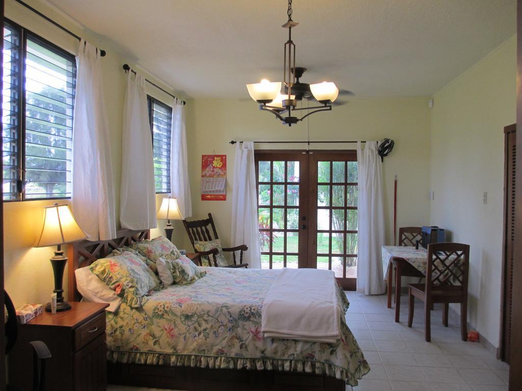 Villa Royale Manor à Corozal Town Extérieur photo