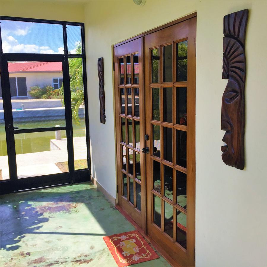 Villa Royale Manor à Corozal Town Extérieur photo