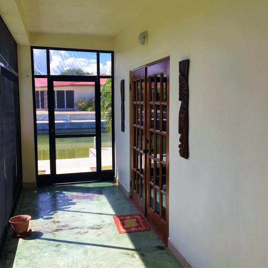 Villa Royale Manor à Corozal Town Extérieur photo