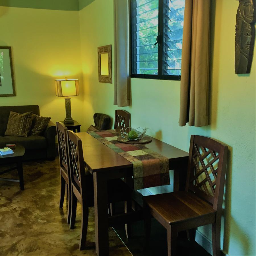 Villa Royale Manor à Corozal Town Extérieur photo