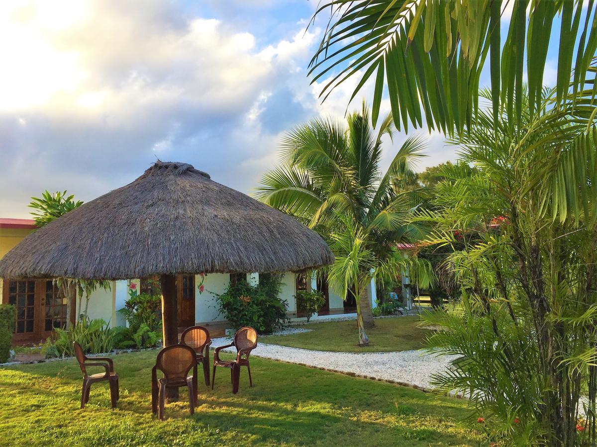 Villa Royale Manor à Corozal Town Extérieur photo